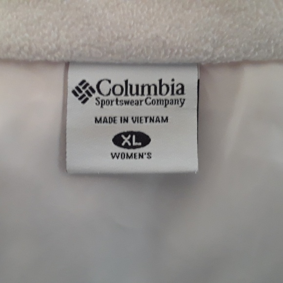 DONATED Columbia winter vest - Picture 7 of 8